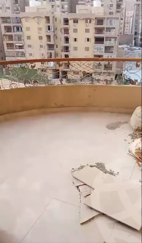 https://aqarmap.com.eg/en/listing/6011004-for-sale-cairo-mokattam-el-hadabah-el-wosta-taqseem-el-mostakbal