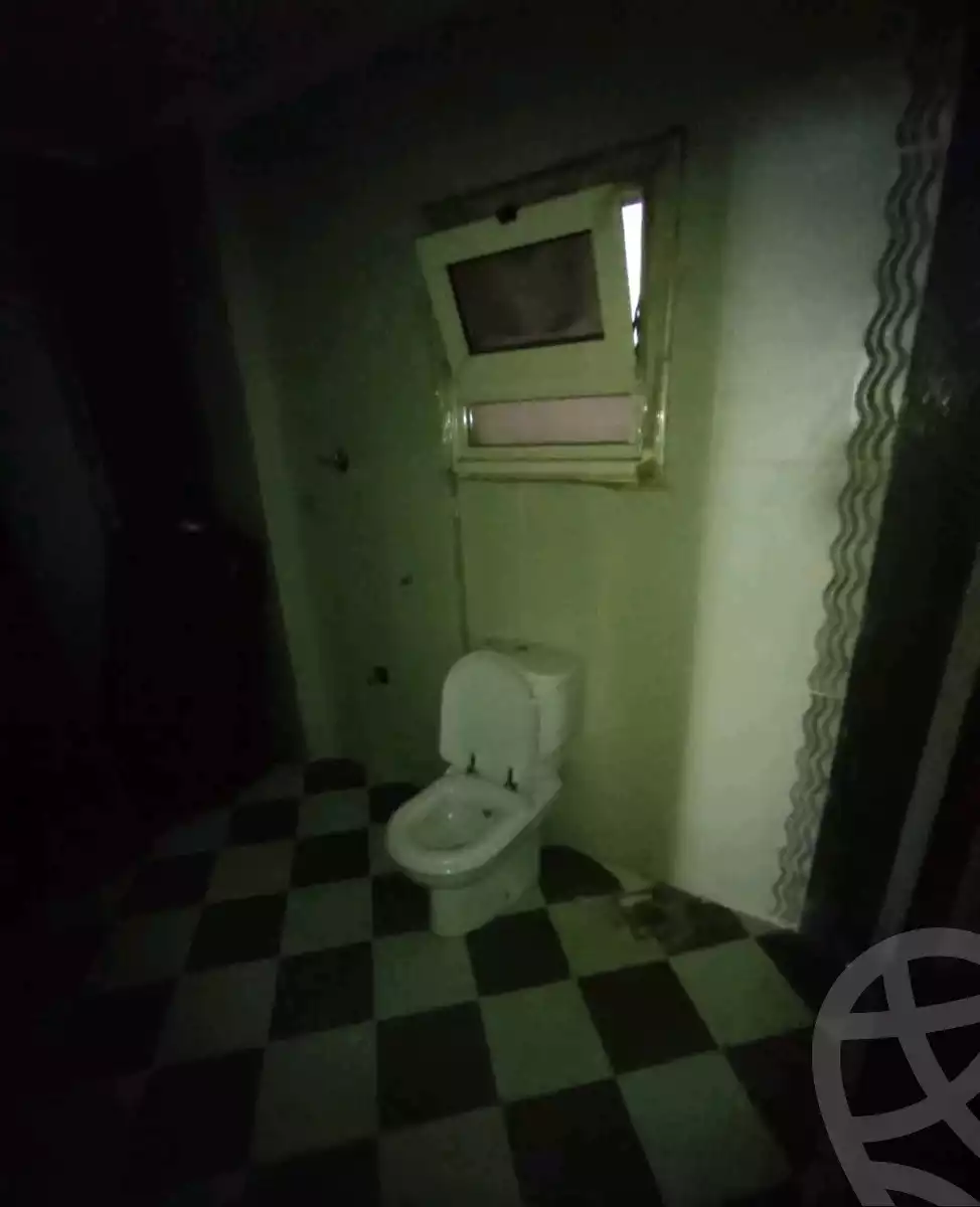 https://aqarmap.com.eg/ar/listing/6011332-for-sale-alexandria-l-jmy-lbytsh-el-hanafeya-st