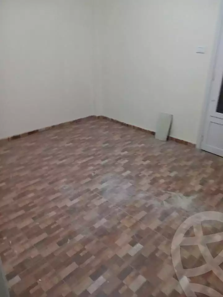 https://aqarmap.com.eg/ar/listing/6011350-for-sale-cairo-helwan-mohamed-sayed-ahmed-st