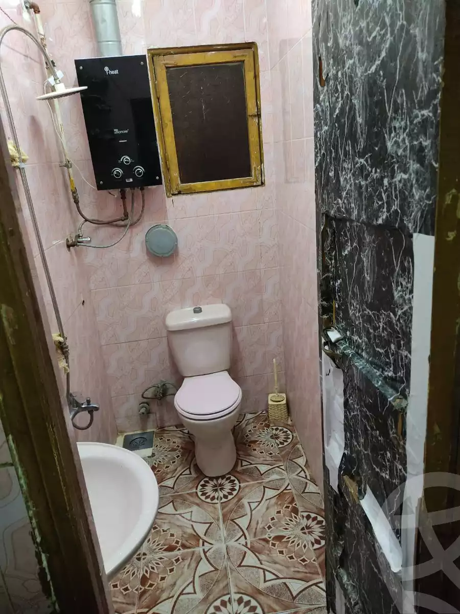 https://aqarmap.com.eg/en/listing/6012860-for-sale-qalyubia-shubra-el-khaima-om-bayoumi