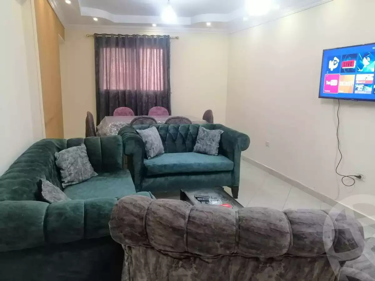 https://aqarmap.com.eg/en/listing/6013408-for-rent-cairo-faisal-kafr-tohormos-queen-nazli-st