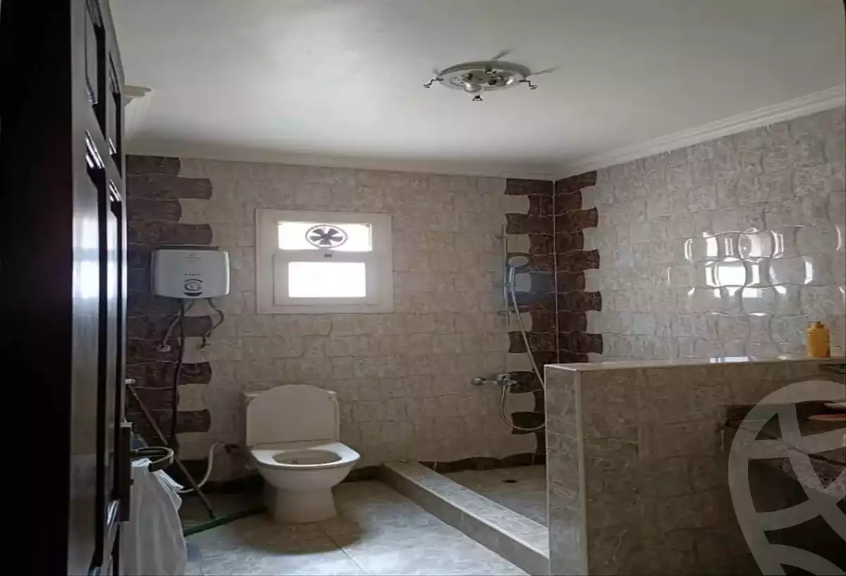https://aqarmap.com.eg/ar/listing/6014232-for-sale-cairo-el-sheikh-zayed-city-el-hay-elasher-street-100