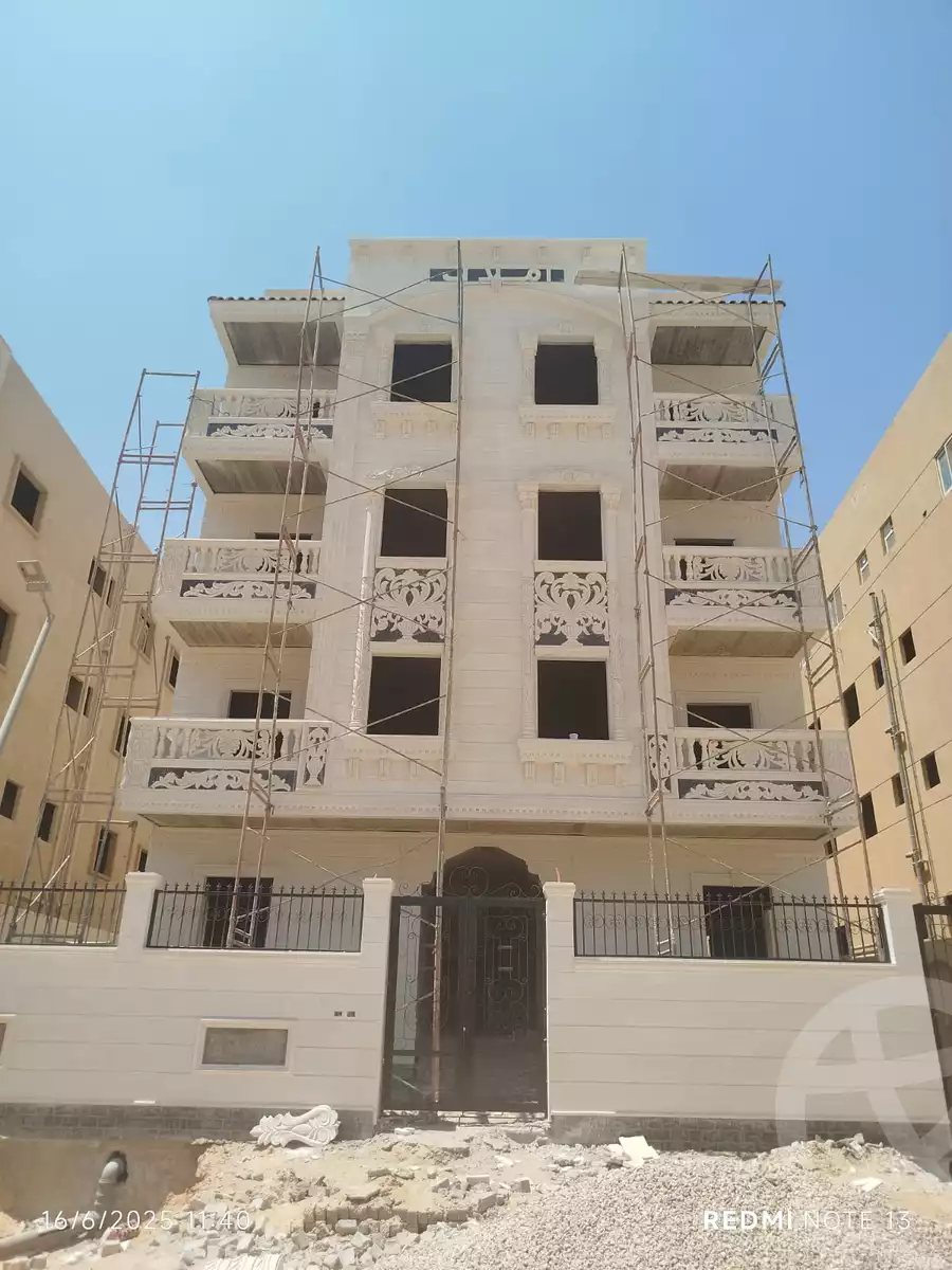 https://aqarmap.com.eg/en/listing/6016253-for-sale-cairo-badr-city-hai-el-ashgar-featured-neighborhood-bait-el-watan-rd