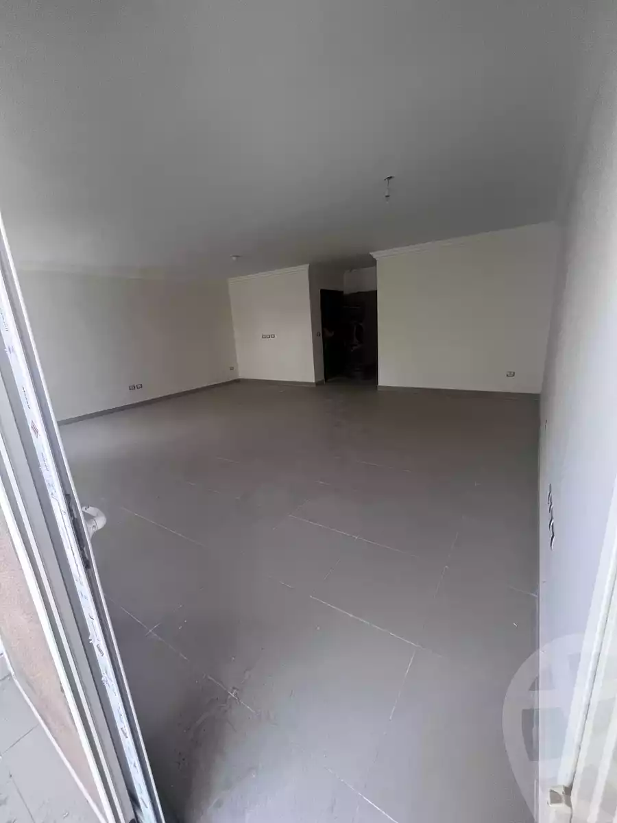 https://aqarmap.com.eg/en/listing/6016523-for-sale-cairo-new-cairo-compounds-jyd