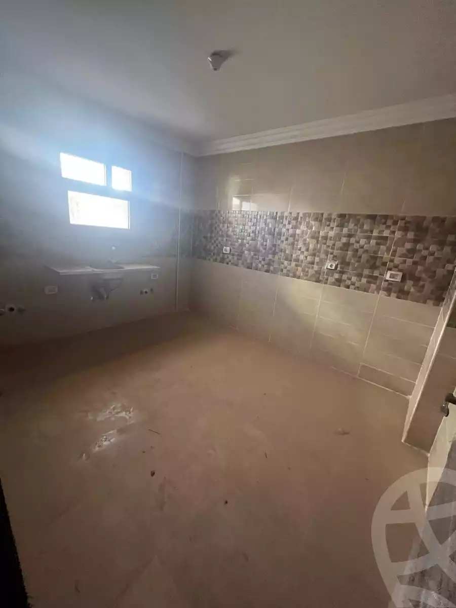 https://aqarmap.com.eg/en/listing/6016523-for-sale-cairo-new-cairo-compounds-jyd