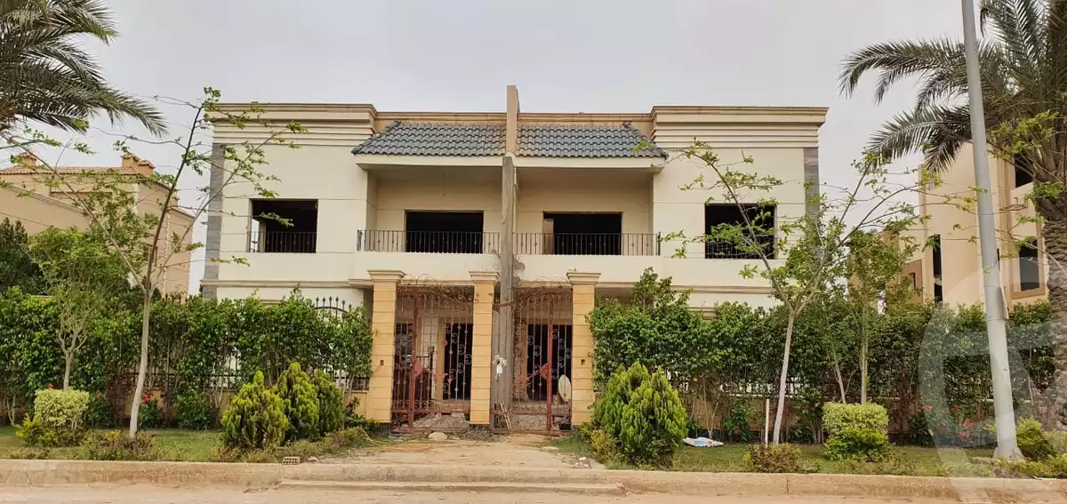 https://aqarmap.com.eg/ar/listing/6017554-for-sale-cairo-el-sheikh-zayed-city-el-hay-el-thaleth-ashaer-area-3-el-salam-st