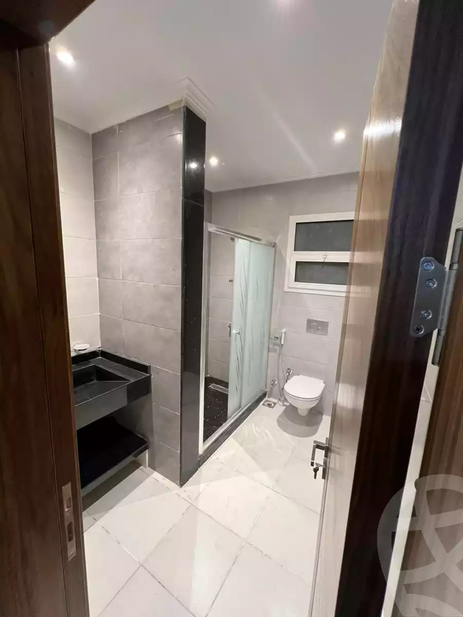 https://aqarmap.com.eg/en/listing/6017861-for-rent-cairo-6th-of-october-compounds-october-plaza