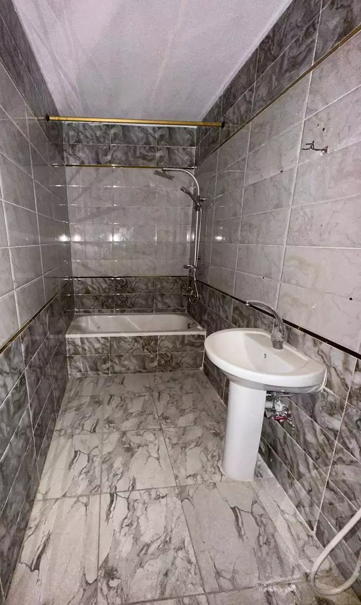 https://aqarmap.com.eg/en/listing/6019543-for-sale-cairo-helwan-helwan-el-sharkeya-khesro-basha-st