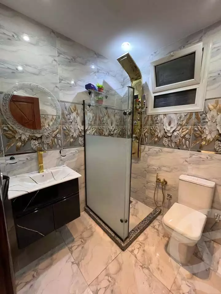https://aqarmap.com.eg/en/listing/6019717-for-sale-cairo-ain-shams-ahmed-esmat-st