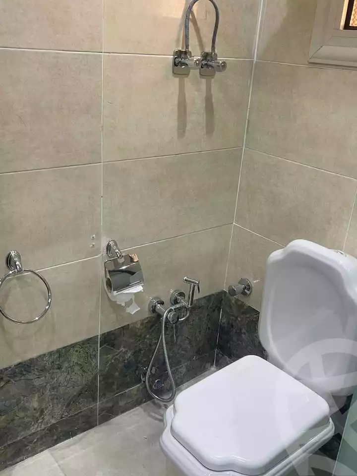 https://aqarmap.com.eg/en/listing/6019717-for-sale-cairo-ain-shams-ahmed-esmat-st