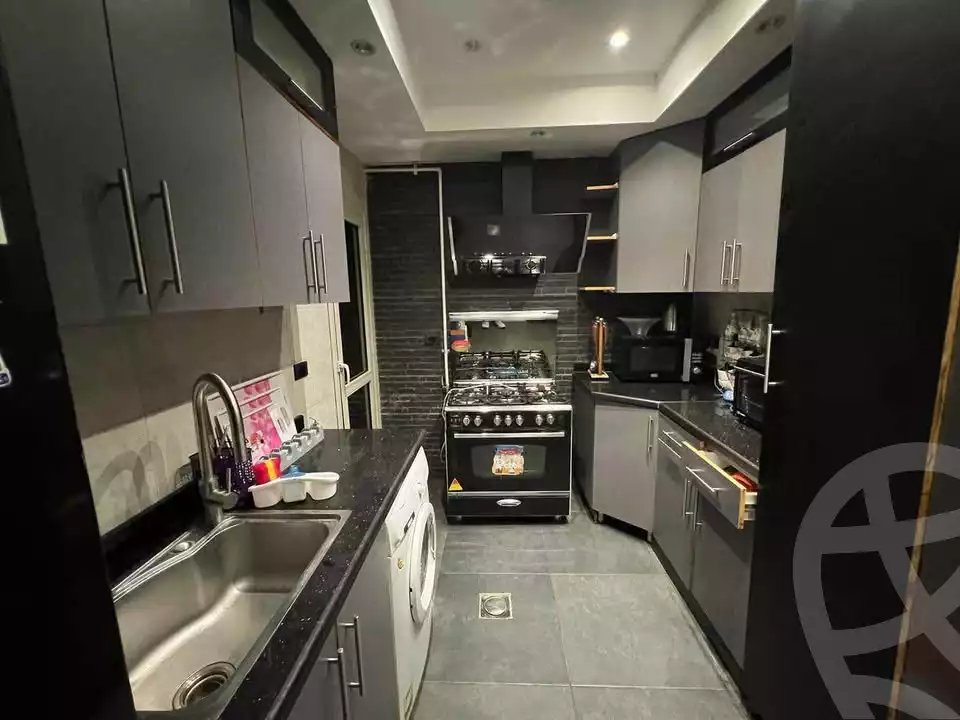 https://aqarmap.com.eg/en/listing/6019798-for-sale-cairo-mokattam-el-hadabah-el-wosta-compounds-dyar-city-2