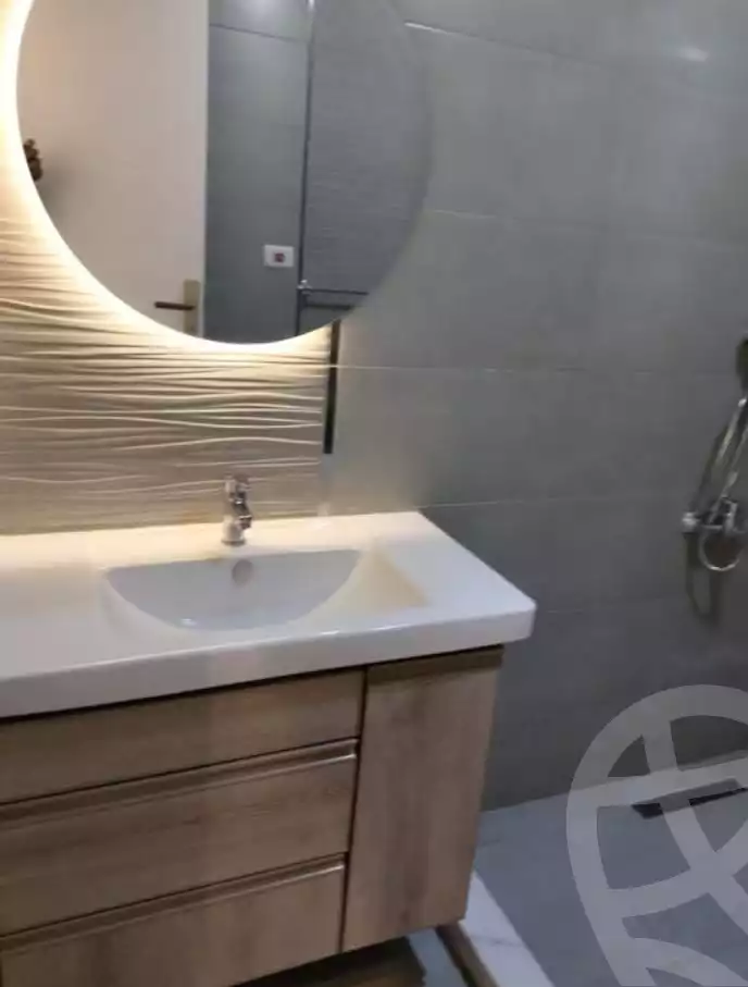 https://aqarmap.com.eg/en/listing/6019816-for-rent-cairo-new-cairo-compounds-town-residence