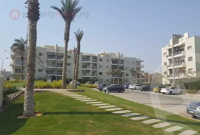 https://aqarmap.com.eg/en/listing/6020462-for-rent-cairo-el-sheikh-zayed-city-compounds-dh-drys