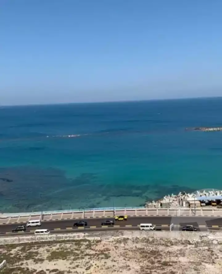 https://aqarmap.com.eg/ar/listing/6021931-for-rent-alexandria-sydy-bshr-sydy-bshr-bhry-shr-khld-bn-lwlyd