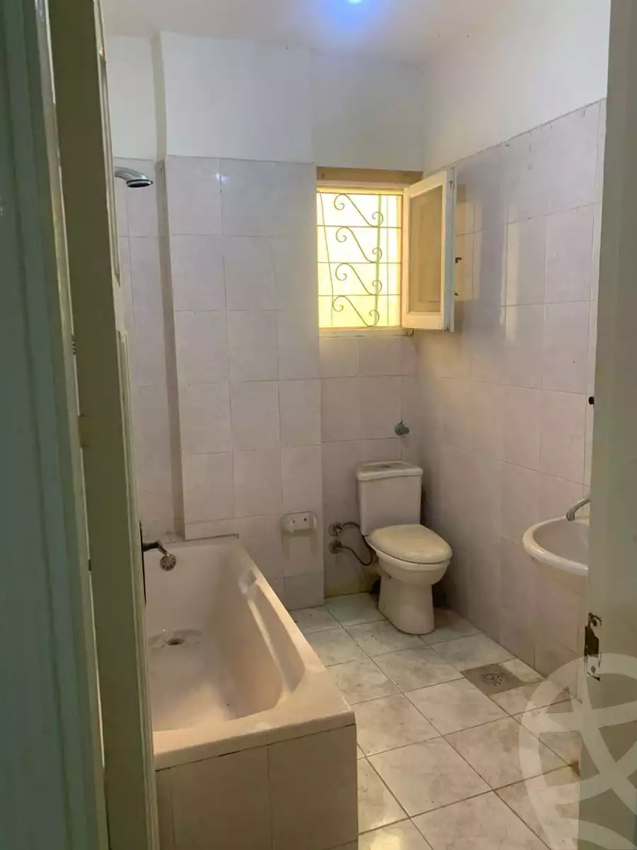 https://aqarmap.com.eg/en/listing/6022887-for-sale-alexandria-l-jmy-lbytsh-el-hay-st