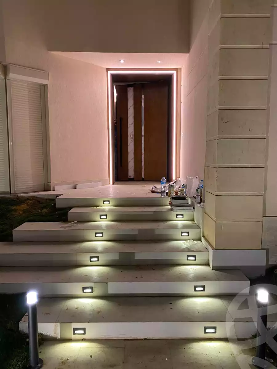https://aqarmap.com.eg/en/listing/6023175-for-sale-cairo-el-sheikh-zayed-city-compounds-el-rabwa