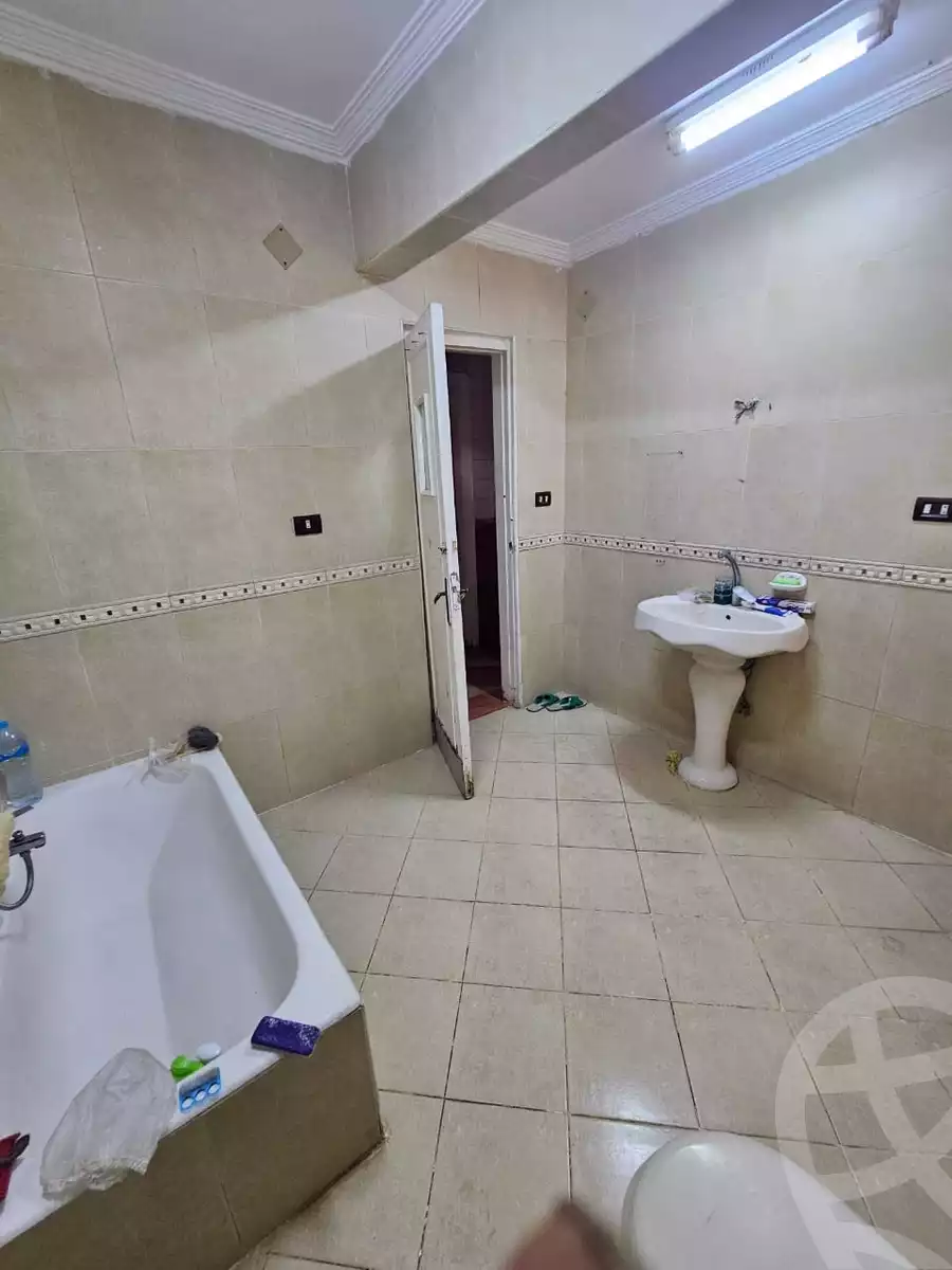 https://aqarmap.com.eg/en/listing/6023299-for-sale-cairo-hadayek-el-koba-teraat-al-gabal-st