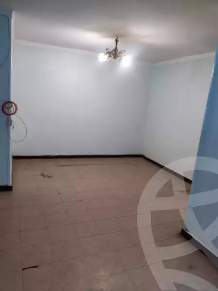 https://aqarmap.com.eg/ar/listing/6023800-for-rent-cairo-el-zaytun-lzytwn-lbhry-shr-snn-bsh