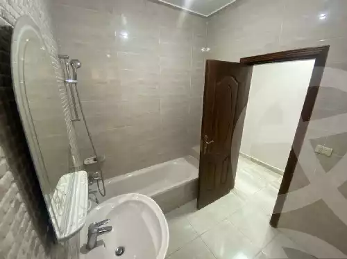 https://aqarmap.com.eg/en/listing/6024629-for-sale-cairo-new-cairo-el-kornfol-el-kornfol-2