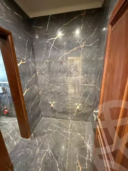 https://aqarmap.com.eg/en/listing/6025162-for-sale-cairo-new-cairo-compounds-el-patio-oro