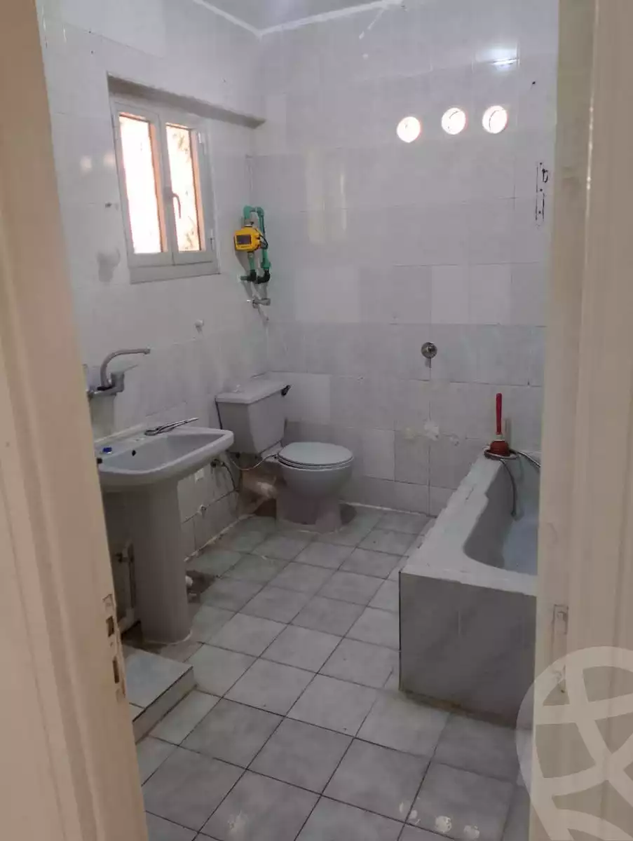 https://aqarmap.com.eg/en/listing/6025243-for-sale-alexandria-l-jmy-lbytsh-al-aeda-al-kadema-st