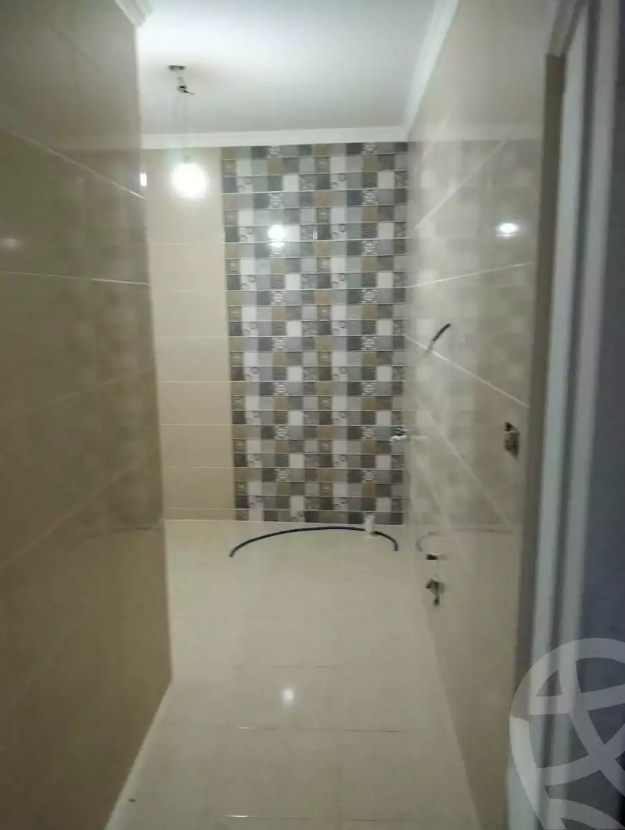 https://aqarmap.com.eg/en/listing/6025876-for-sale-alexandria-l-jmy-lbytsh-street-8