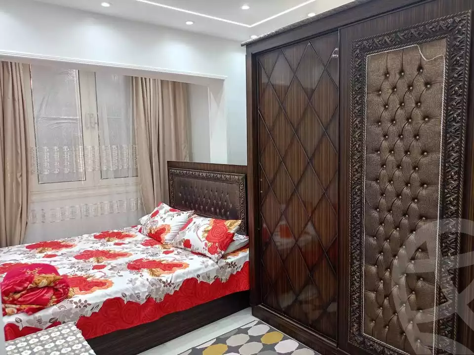 https://aqarmap.com.eg/en/listing/6027314-for-sale-cairo-el-haram-shareaa-khatem-el-morsalen