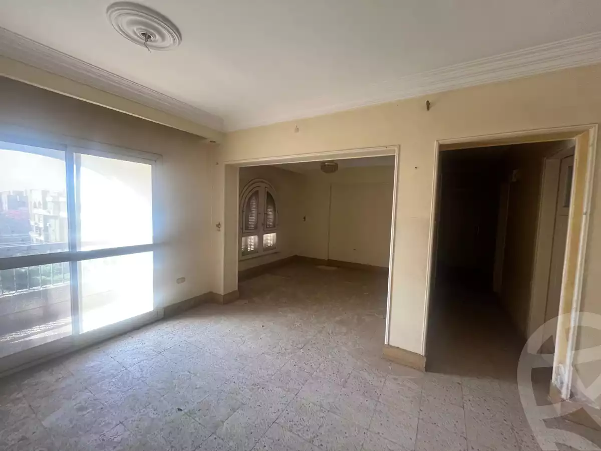 https://aqarmap.com.eg/en/listing/6028759-for-sale-cairo-el-sheikh-zayed-city-el-hay-elawel-street-38