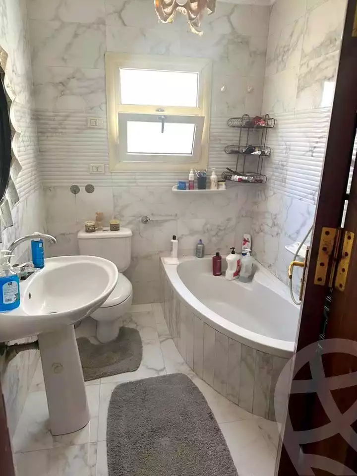 https://aqarmap.com.eg/ar/listing/6030362-for-sale-alexandria-ganaklis-shr-bw-qyr-tryq-lhry