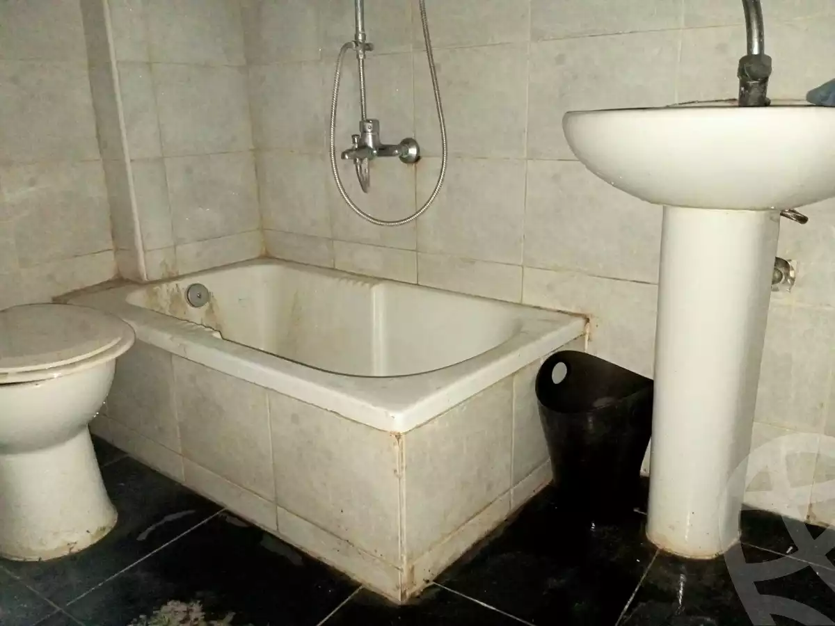 https://aqarmap.com.eg/en/listing/6030457-for-sale-alexandria-l-jmy-lbytsh-ain-shams-st
