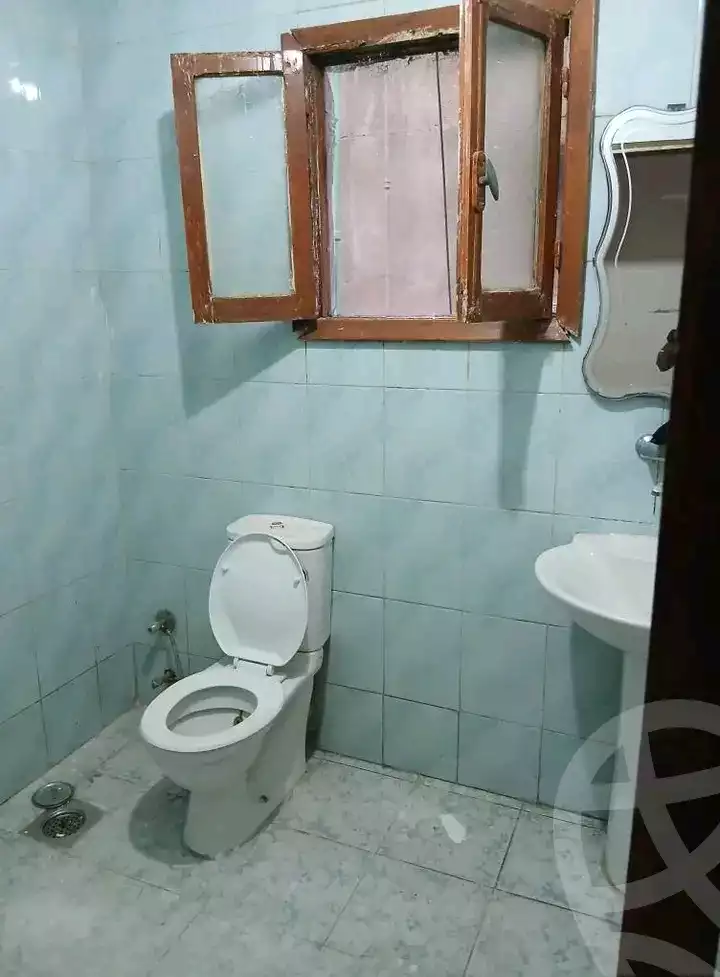 https://aqarmap.com.eg/en/listing/6030685-for-rent-alexandria-bolekly-wnjdt