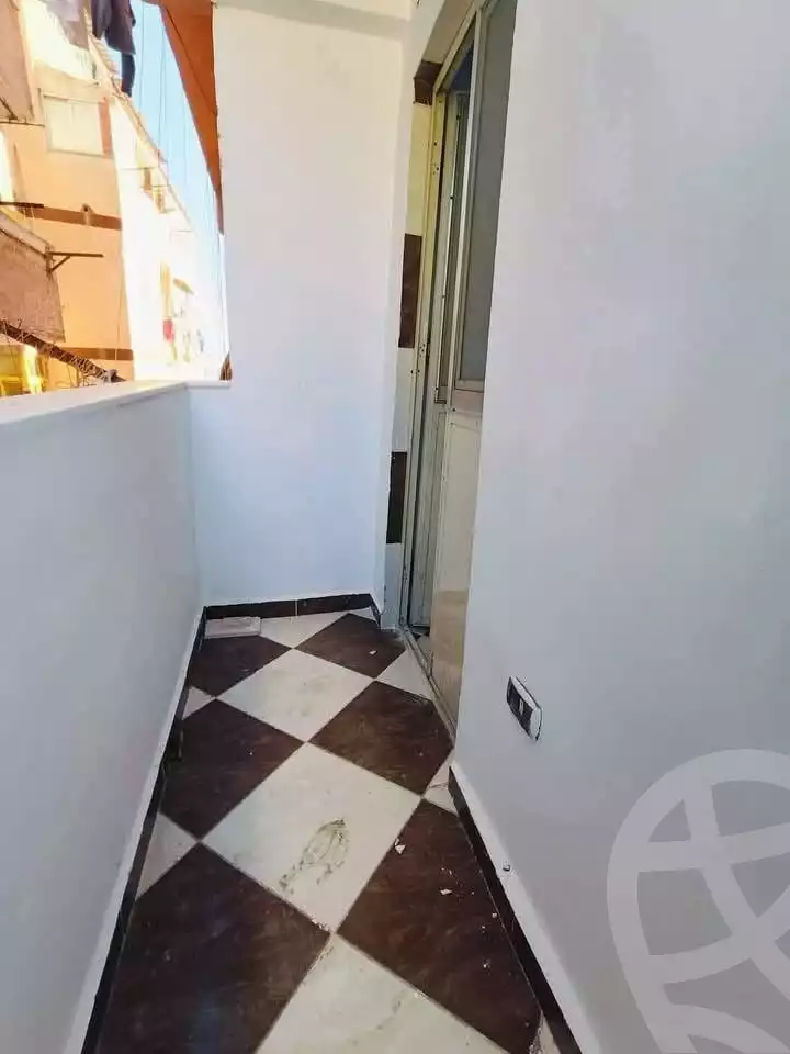 https://aqarmap.com.eg/ar/listing/6031090-for-sale-alexandria-bahray-el-anfoshy-al-gomrok-al-kadem-st