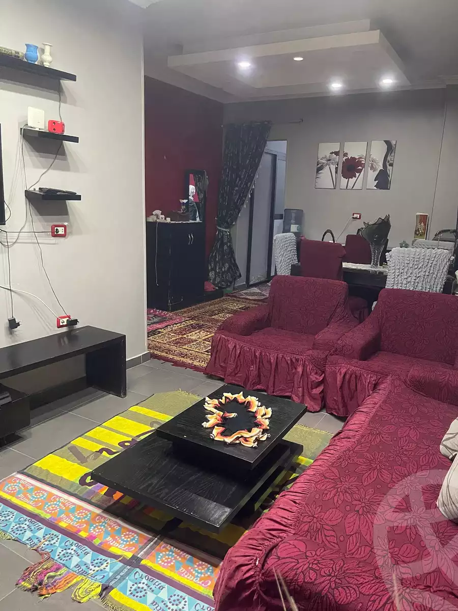 https://aqarmap.com.eg/en/listing/6031567-for-rent-cairo-helwan-hadayek-helwan-omar-ibn-el-khattab-st