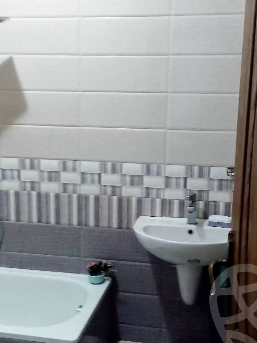 https://aqarmap.com.eg/en/listing/6031724-for-sale-cairo-helwan-mnshy-yn-hlwn-el-tawheed-st