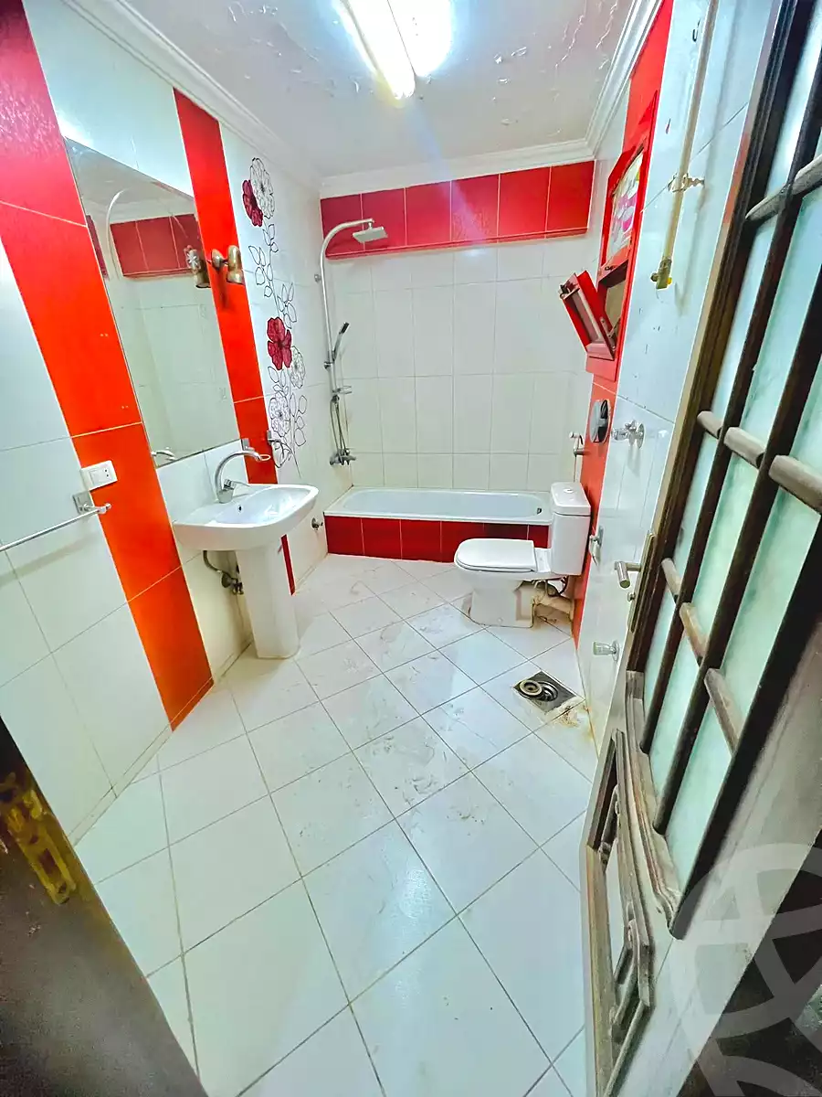 https://aqarmap.com.eg/en/listing/6032084-for-sale-cairo-helwan-helwan-el-sharkeya-saleh-sobhy-st