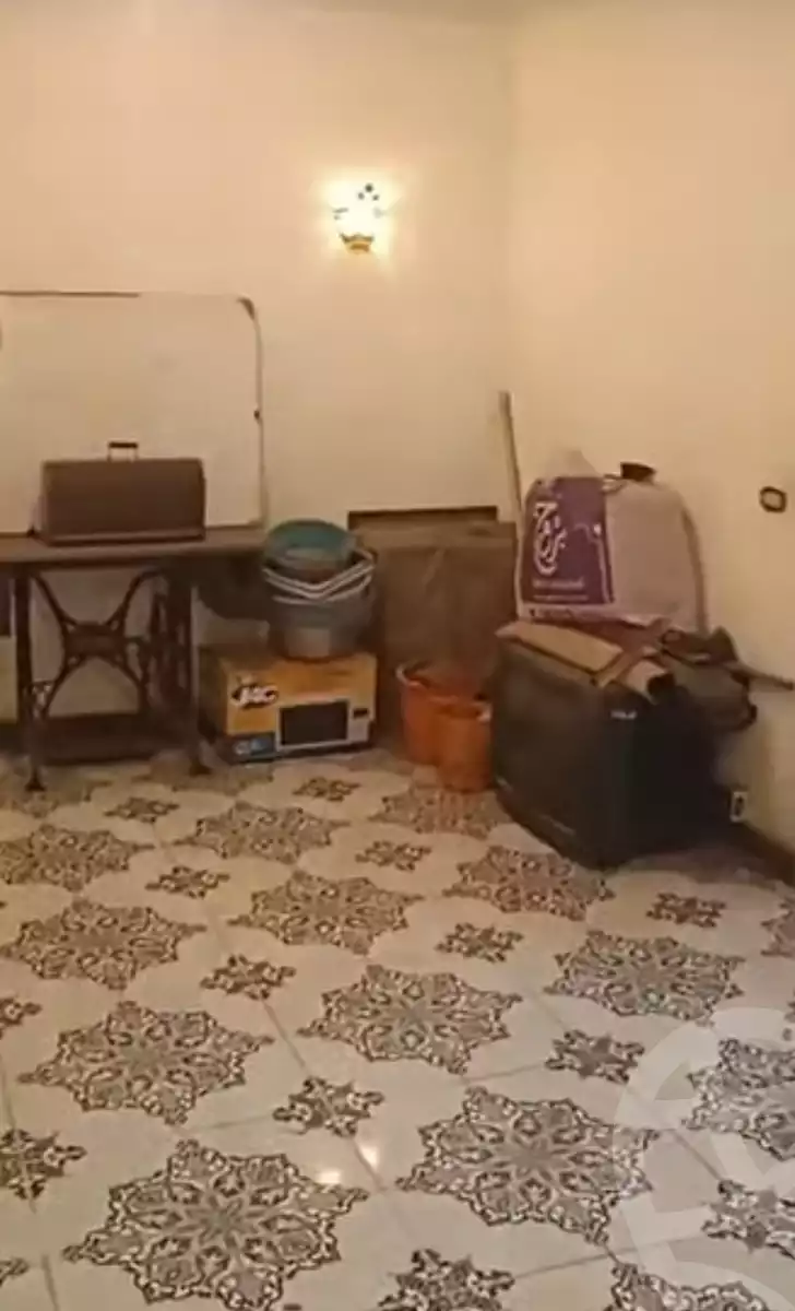 https://aqarmap.com.eg/en/listing/6032275-for-sale-cairo-helwan-helwan-el-sharkeya-heidar-st