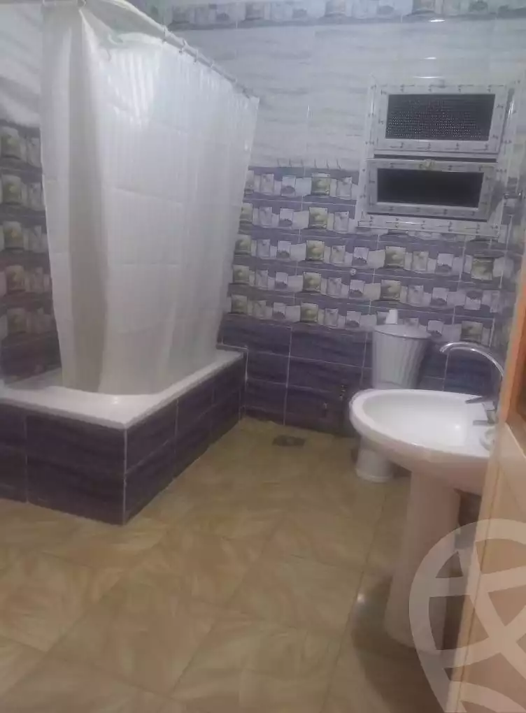 https://aqarmap.com.eg/en/listing/6032732-for-rent-cairo-ain-shams-jsr-lswys
