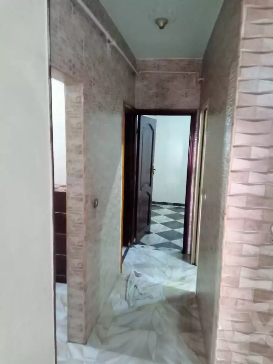 https://aqarmap.com.eg/ar/listing/6035364-for-rent-cairo-helwan-hadayek-helwan-nile-corniche-st