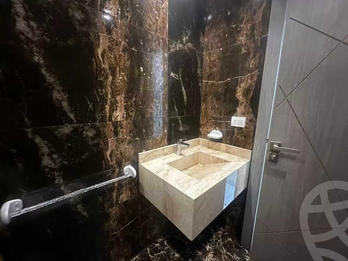 https://aqarmap.com.eg/en/listing/6035753-for-rent-cairo-el-sheikh-zayed-city-compounds-el-khamayel