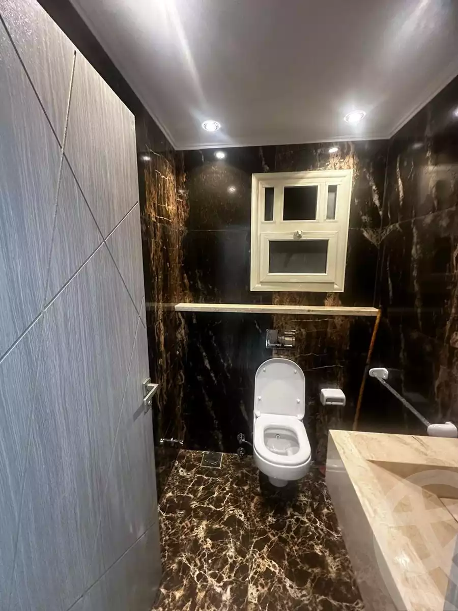 https://aqarmap.com.eg/en/listing/6035753-for-rent-cairo-el-sheikh-zayed-city-compounds-el-khamayel
