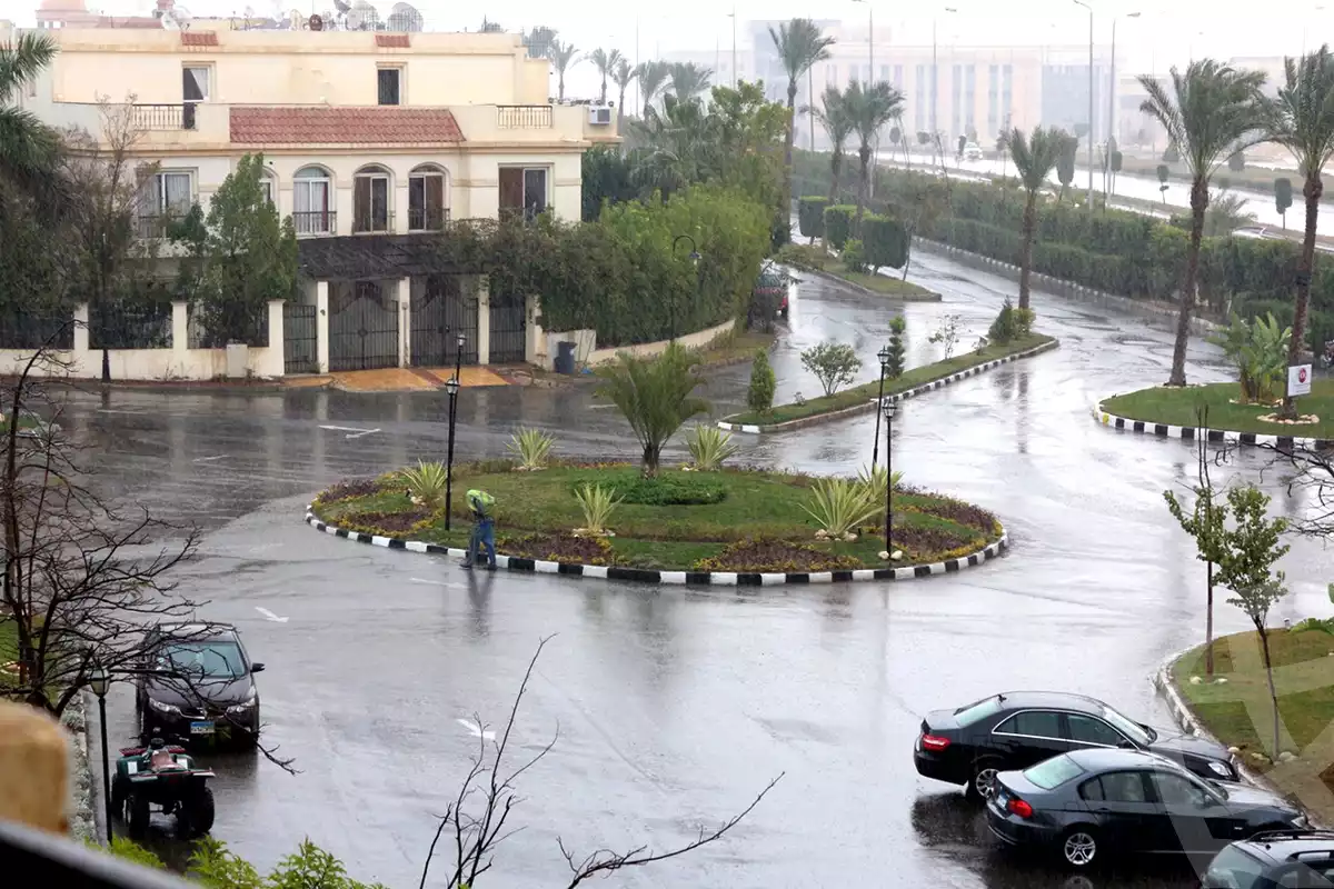 https://aqarmap.com.eg/ar/listing/6035773-for-sale-cairo-el-sheikh-zayed-city-compounds-zayed-2000