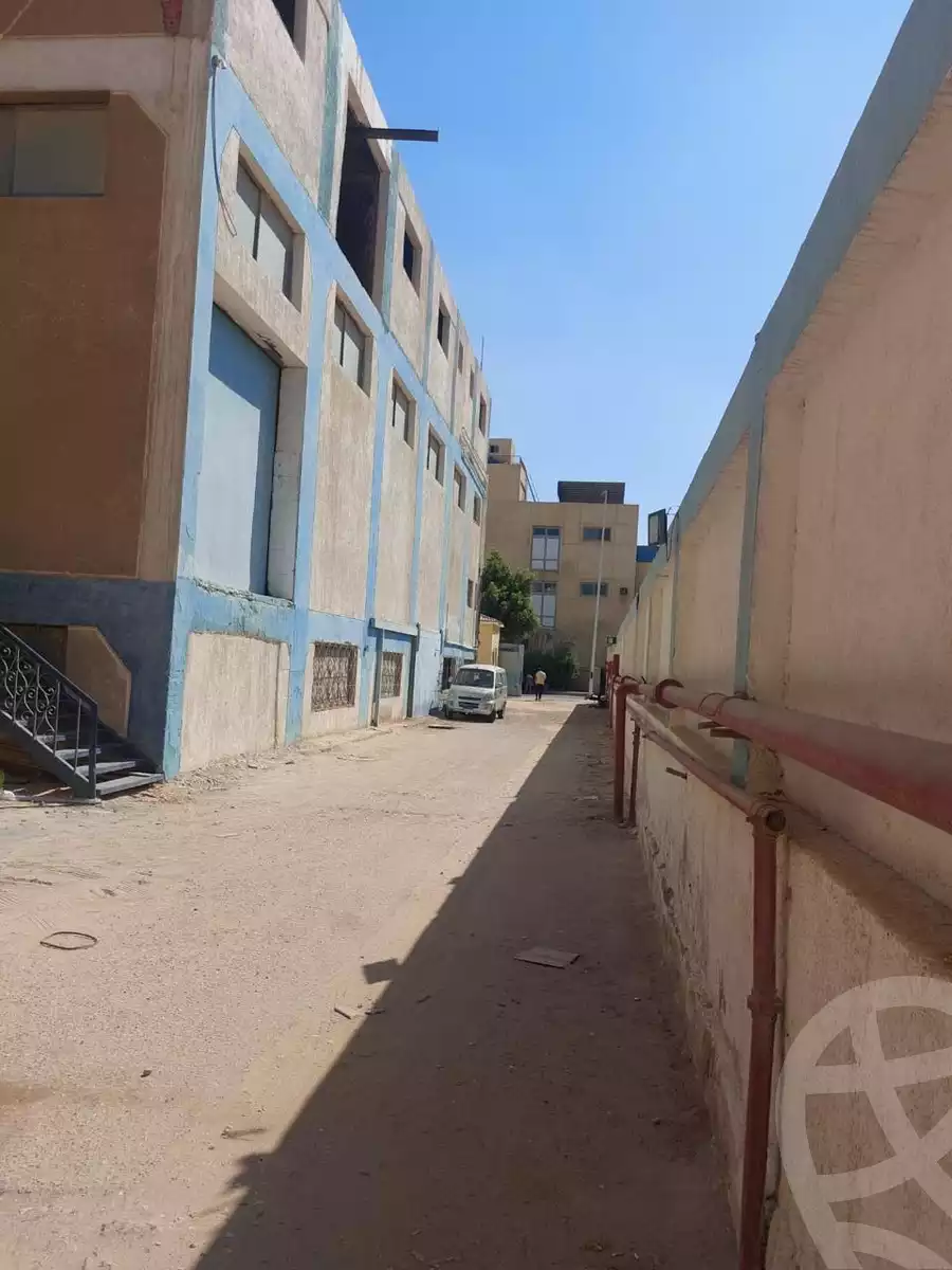 https://aqarmap.com.eg/ar/listing/6036544-for-sale-cairo-al-oubour-el-manateq-el-snaaya-first-industrial-zone