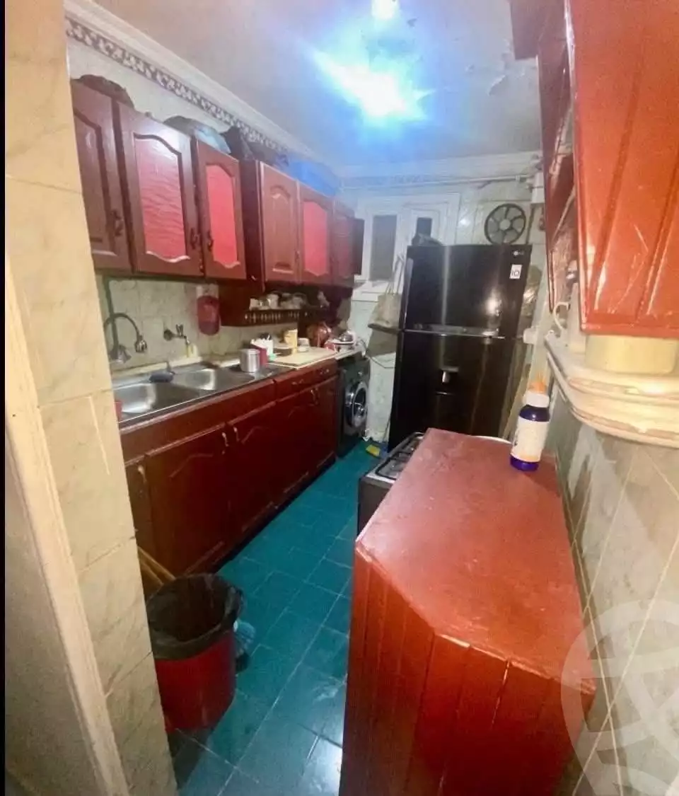 https://aqarmap.com.eg/ar/listing/6037460-for-sale-alexandria-moharram-bey-kanal-al-mahmoudeya-al-bahri-st