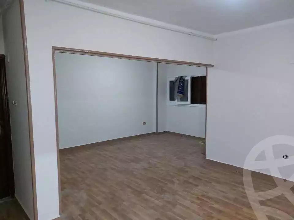 https://aqarmap.com.eg/en/listing/6037946-for-rent-cairo-mokattam-lhdb-l-ly-shareaa-9