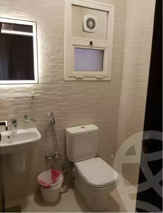 https://aqarmap.com.eg/en/listing/6038351-for-rent-cairo-new-cairo-compounds-hyde-park-centre-ville-hyde-park
