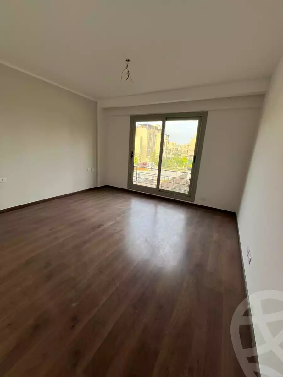 https://aqarmap.com.eg/en/listing/6038515-for-sale-cairo-6th-of-october-compounds-palm-parks
