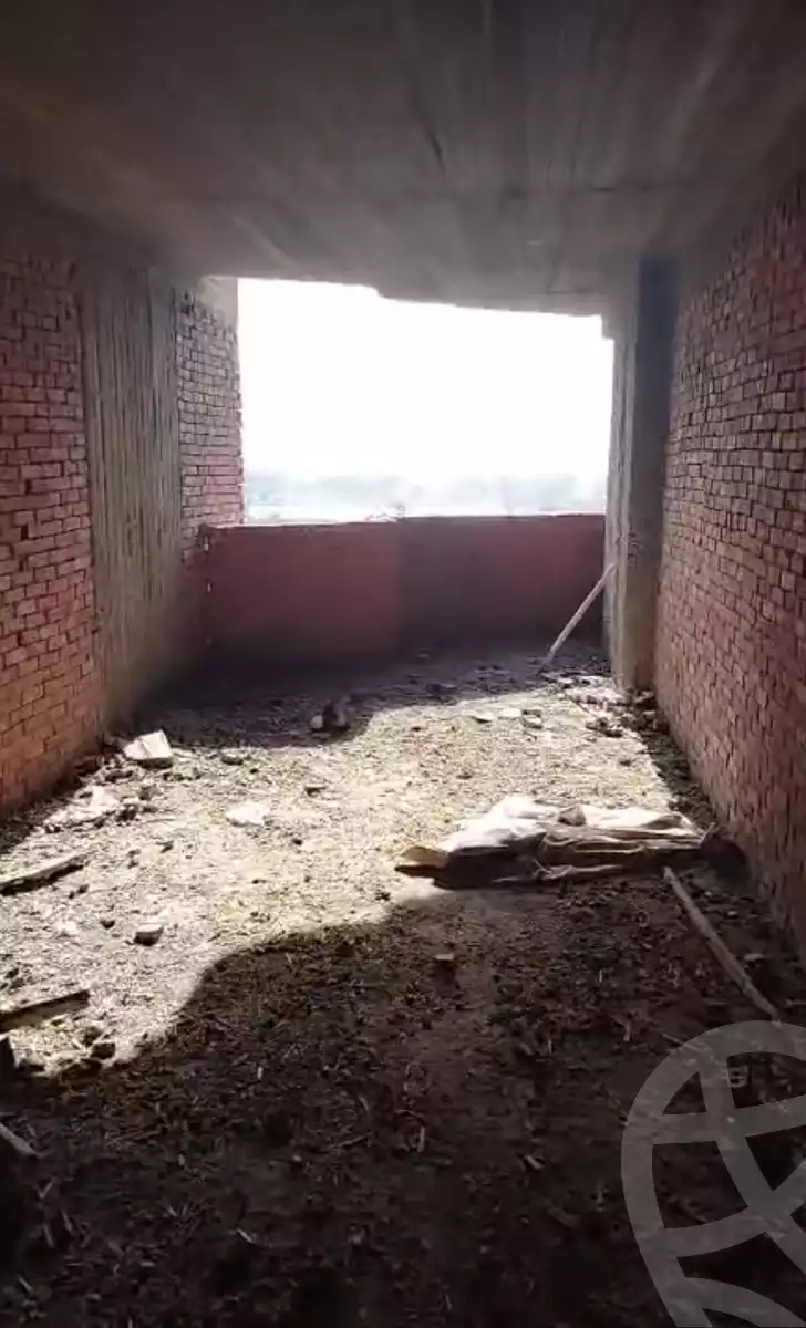 https://aqarmap.com.eg/en/listing/6040948-for-sale-cairo-helwan-kwrnysh-hlwn