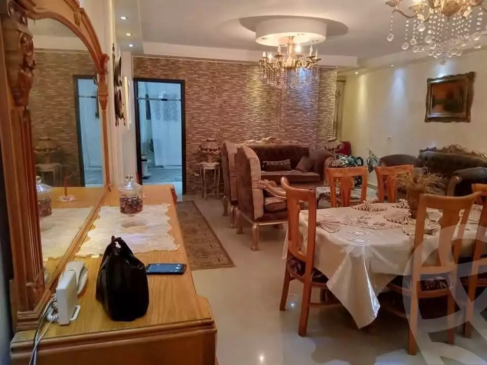 https://aqarmap.com.eg/en/listing/6041185-for-rent-cairo-ain-shams-ahmed-esmat-st