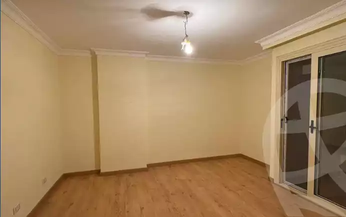 https://aqarmap.com.eg/en/listing/6041251-for-rent-alexandria-el-montazah-compounds-in-el-montazah-royal-plaza-compound-al-halawany