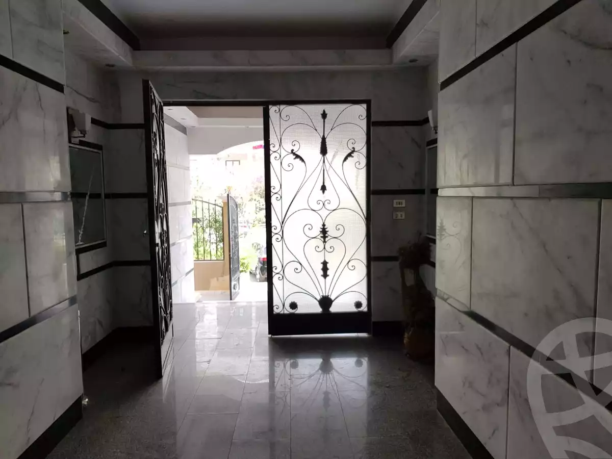 https://aqarmap.com.eg/ar/listing/6042080-for-sale-cairo-new-cairo-el-narges-el-narges-omarat-mohamed-sabry-abu-alam-st